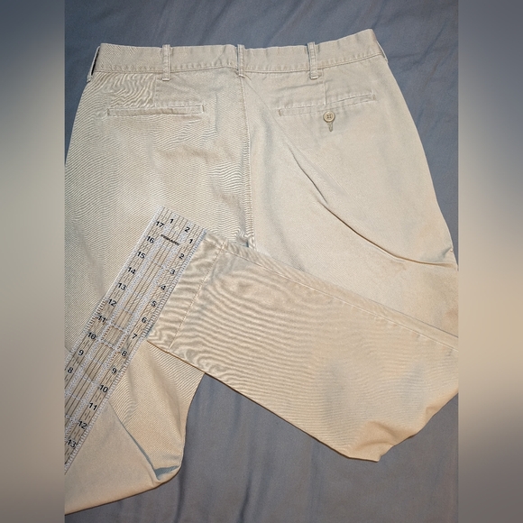 J Crew "the Driggs" chino khaki pants - Picture 3 of 6